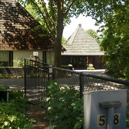 B&B Van Dinter Valkenswaard Eksteriør billede